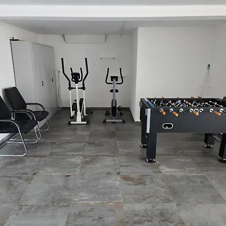 Villa-split-luxury-heated Salt Water Pool-up To 3 Family