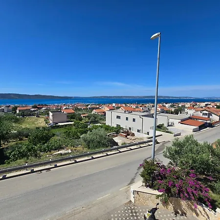 Villa Rocco-Split-Luxury-Heated Salt Water Pool-Sliding Hall *