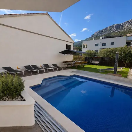 Rocco Private Saltwater Pool Split